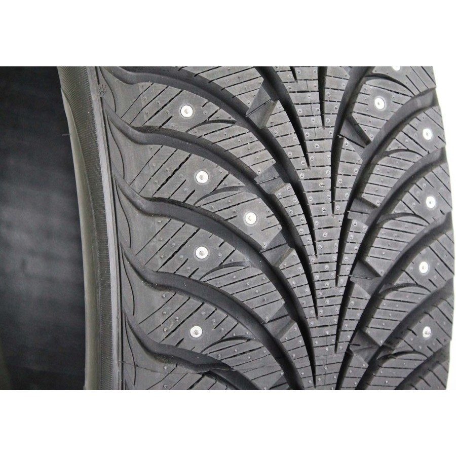 Sava Eskimo Stud 185/65 R15 88T Hyundai