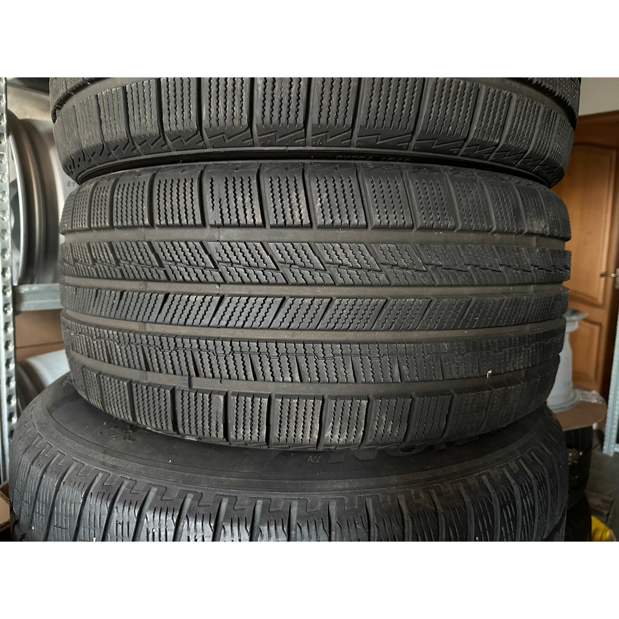 Fortuna Gowin UHP3 235\/50 R19 103V