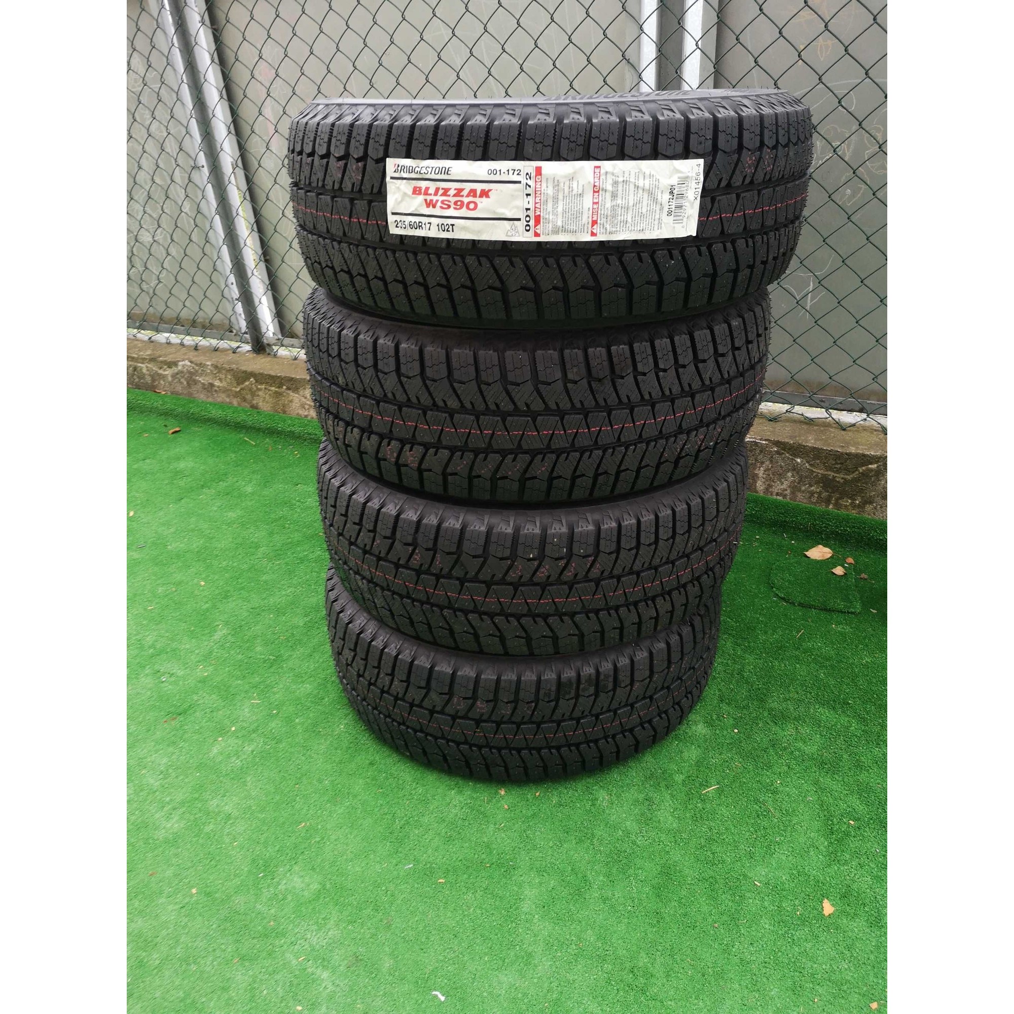 Bridgestone Blizzak WS90 245\/40 R18 97H