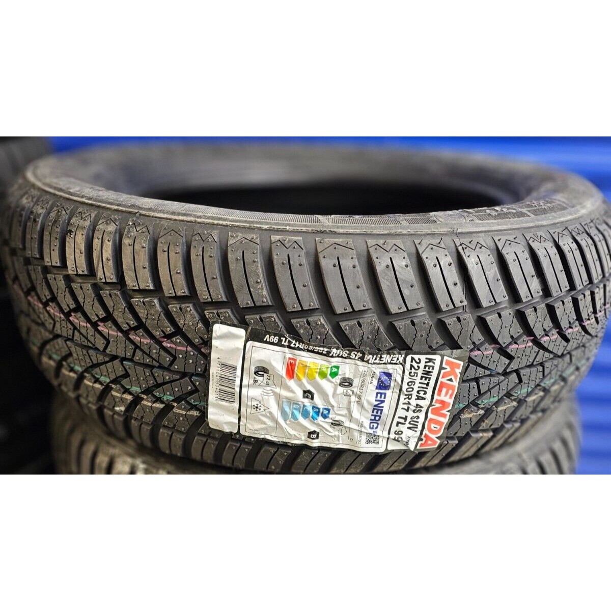 Kenda Kenetica 4S SUV 215\/65 R17 99V