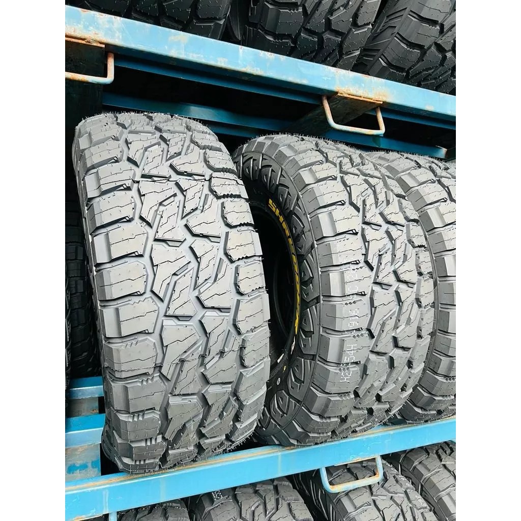 Aplus Rock Shredder-R\/T 245\/70 R16 113Q