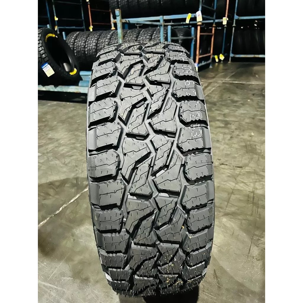 Aplus Rock Shredder-R\/T 245\/70 R16 113Q