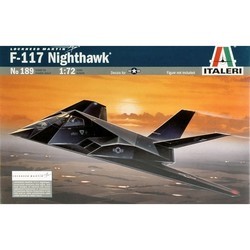 ITALERI F-117A Nighthawk (1:72)