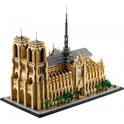 Lego Notre-Dame de Paris 21061