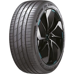 Hankook iON Evo IK01 235\/40 R19 96W