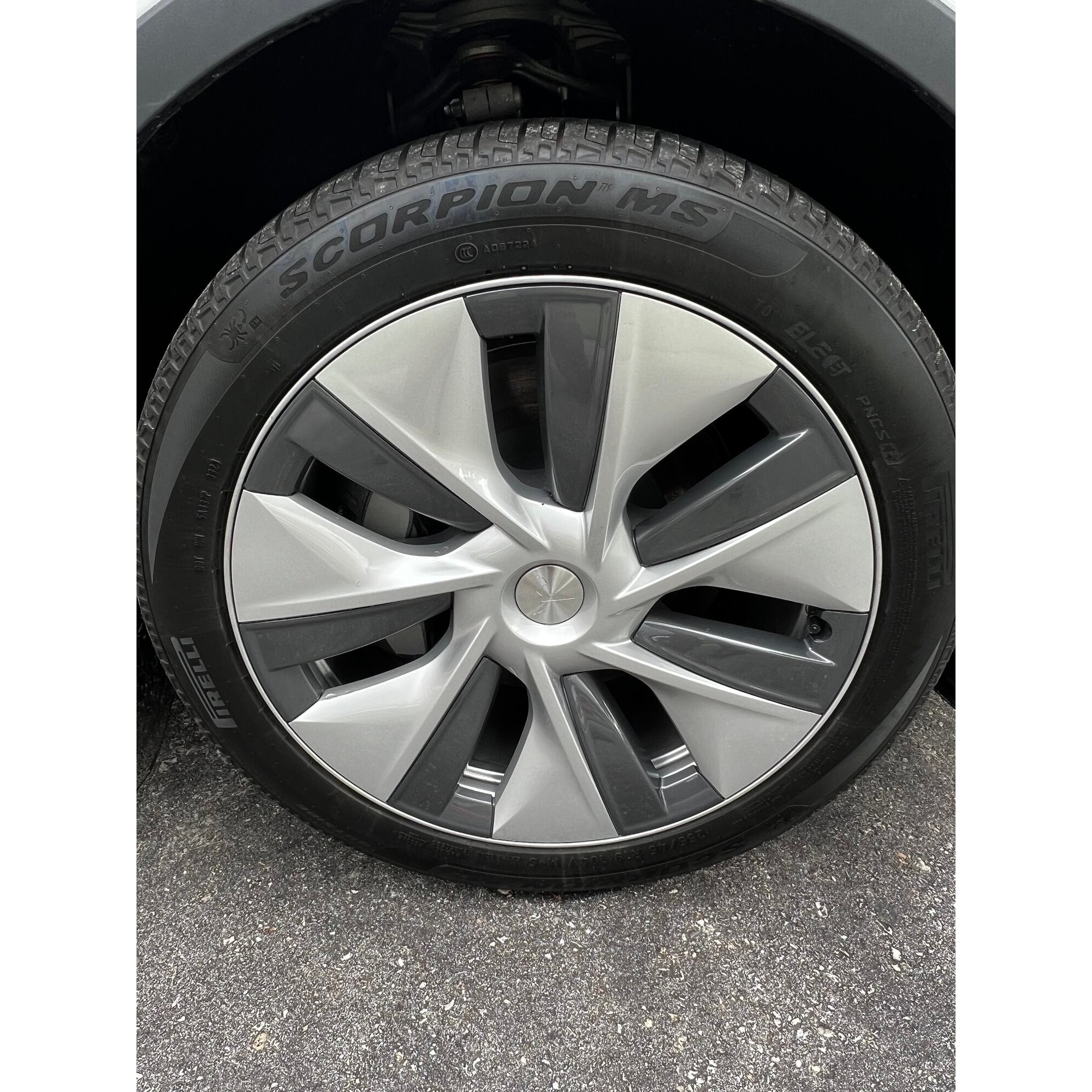 Pirelli Scorpion MS 235\/55 R20 105V Porsche