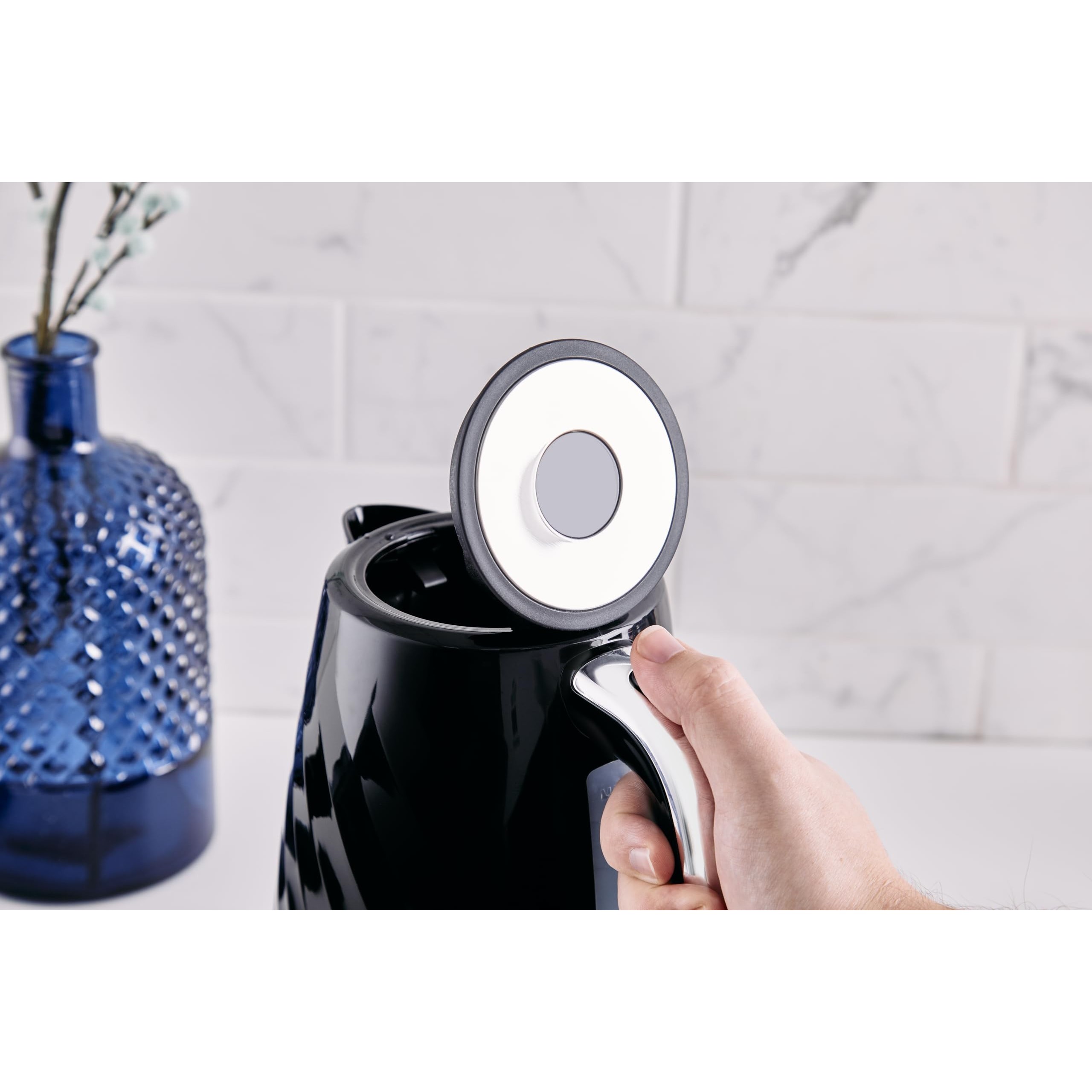 SWAN Windsor SK14611BLK 3000&nbsp;Вт 1.7&nbsp;л  черный