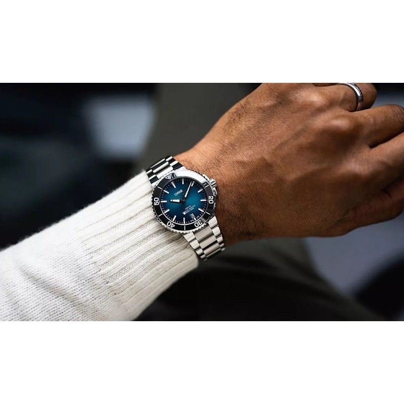 Oris Aquis Date 01 733 7732 4155-07 8 21 05PEB