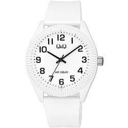 Q&Q V12A-001VY