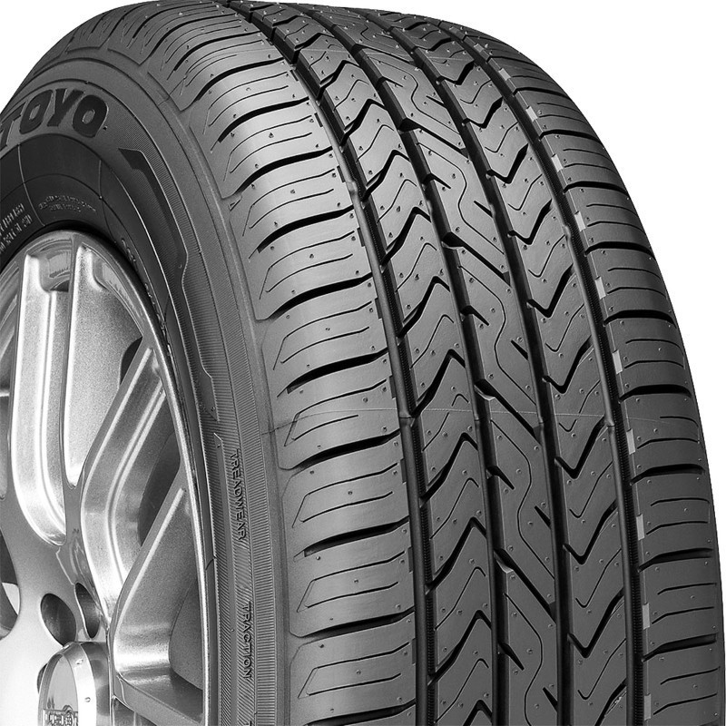 Toyo Extensa A\/S II 225\/45 R17 94H