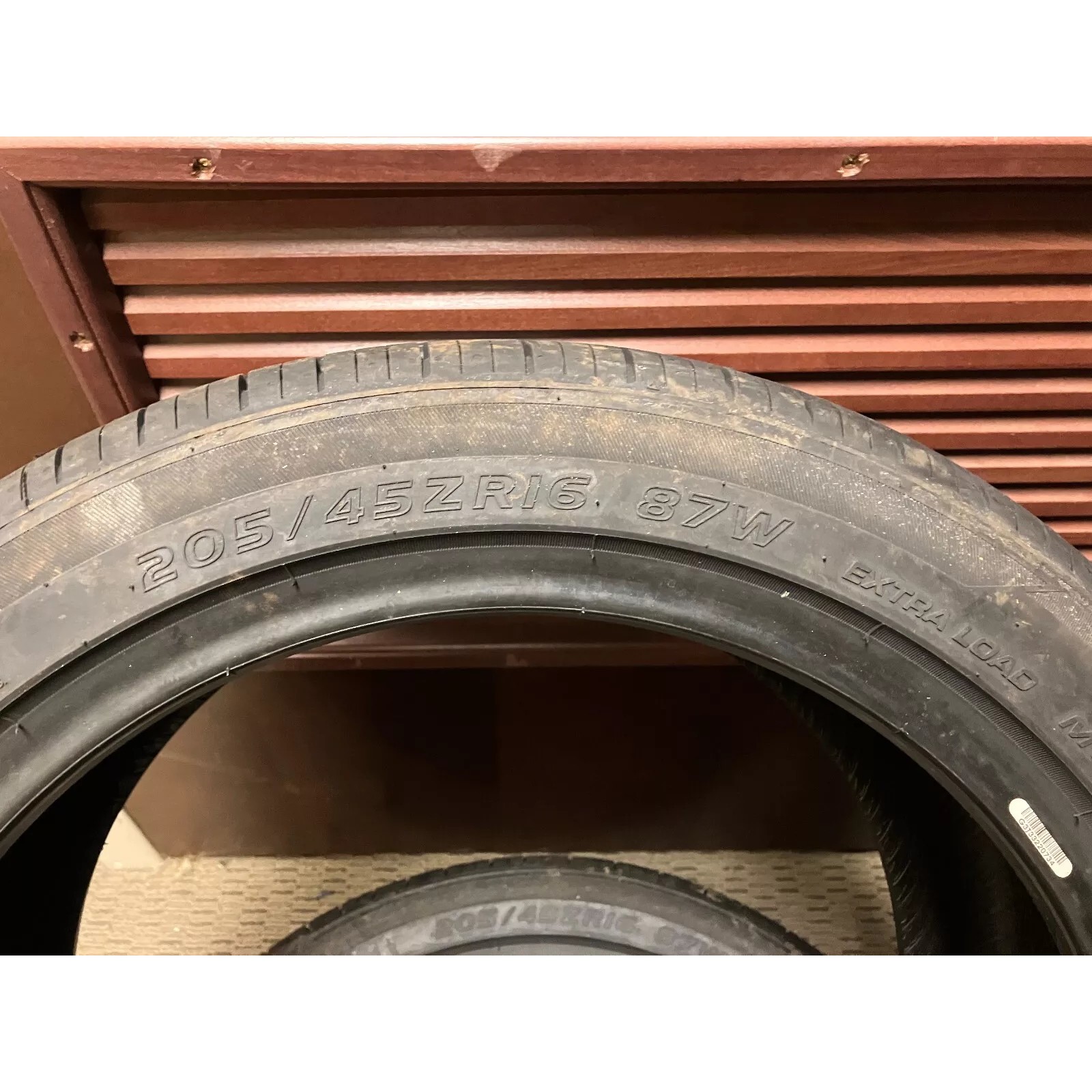 ARISUN Aggressor ZS03 235\/35 R19 91W