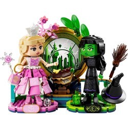 Lego Elphaba and Glinda Figures 75682