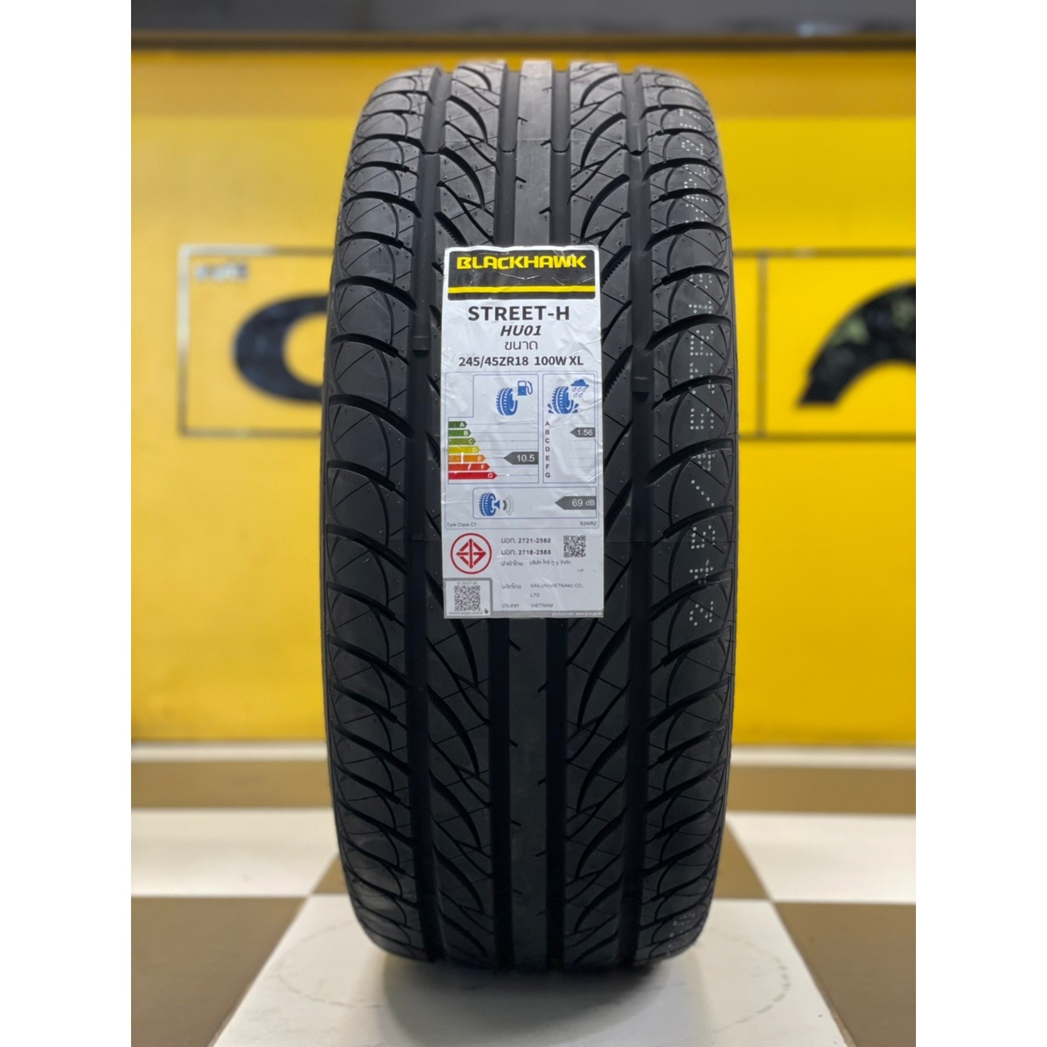 BLACKHAWK HU01 245\/40 R17 95W