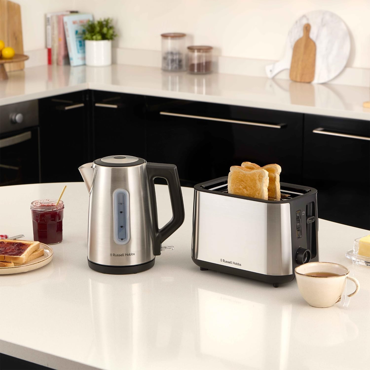 Russell Hobbs Heaton 27380-70 2400&nbsp;Вт 1.7&nbsp;л  нержавейка