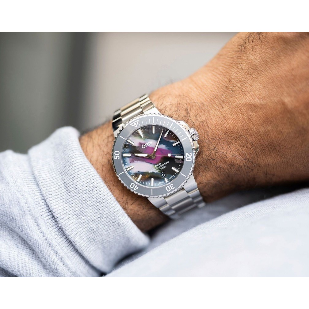 Oris Aquis Date Upcycle 01 733 7787 4150-07 8 22 04PEB