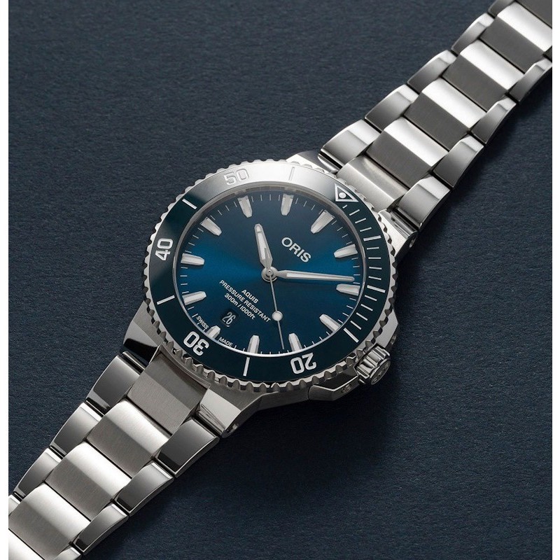 Oris Aquis Date 01 733 7789 4135-07 8 23 04PEB