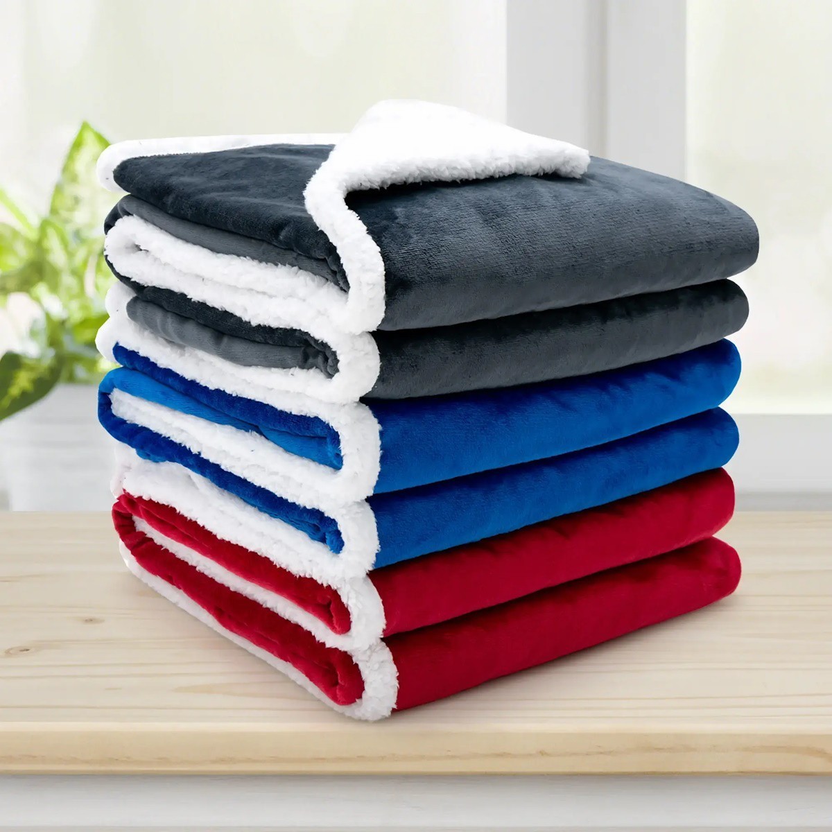 Costway 50'' x 60'' Heated Blanket Throw Reversible Flannel & Sherpa Blan