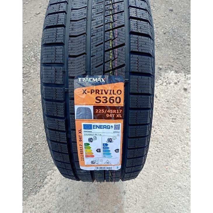 Tracmax X-privilo S360 285\/35 R20 104H