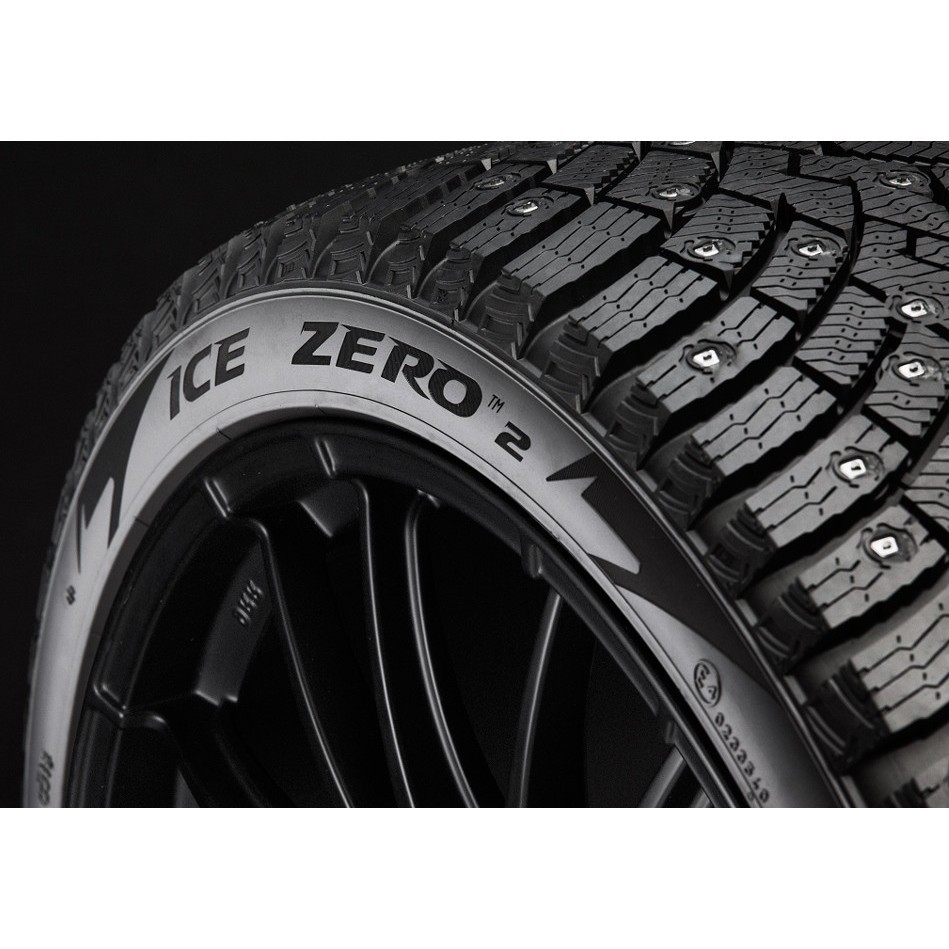 Pirelli Ice Zero 2 185\/60 R15 92T