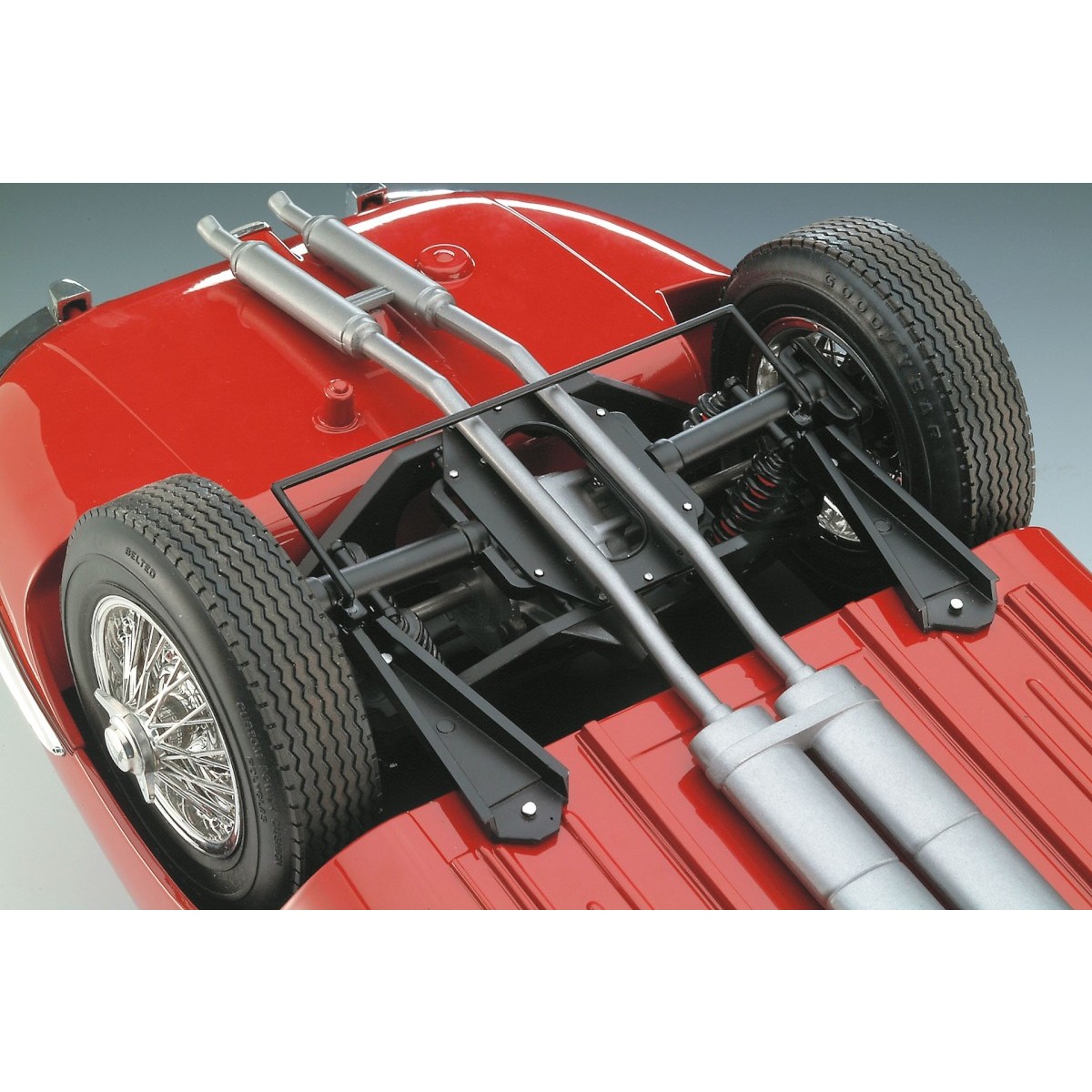 Revell Jaguar E-Type (1:8)