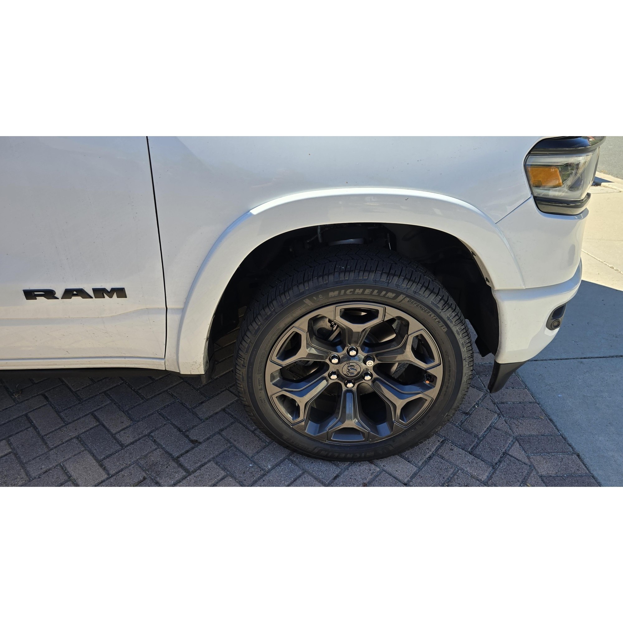 Michelin Defender LTX M\/S2 255\/70 R17 116T