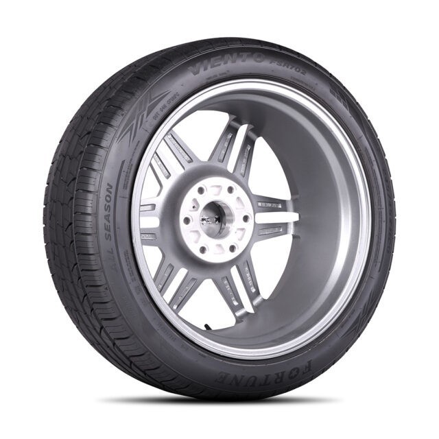 FORTUNE Viento FSR702 245\/40 R18 97Y