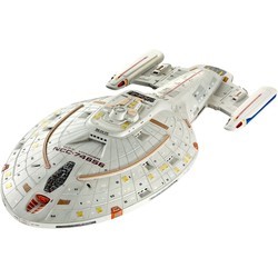Revell U.S.S. Voyager (1:670)
