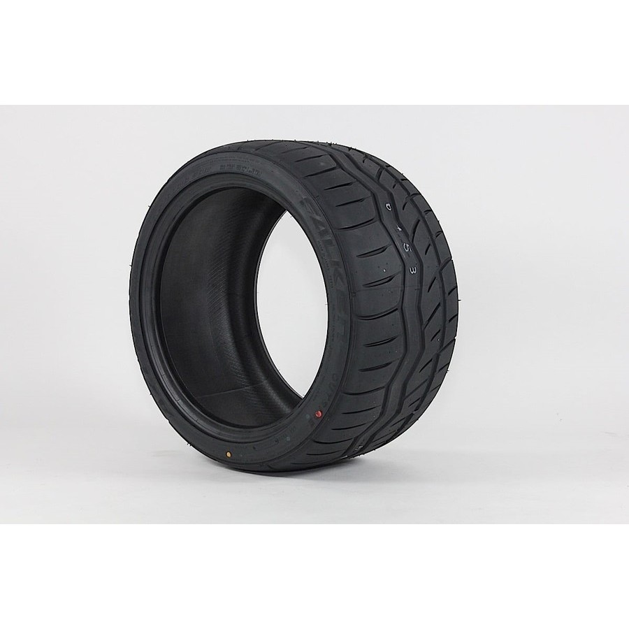 Falken Azenis RT615K+ 215/40 R17 87W