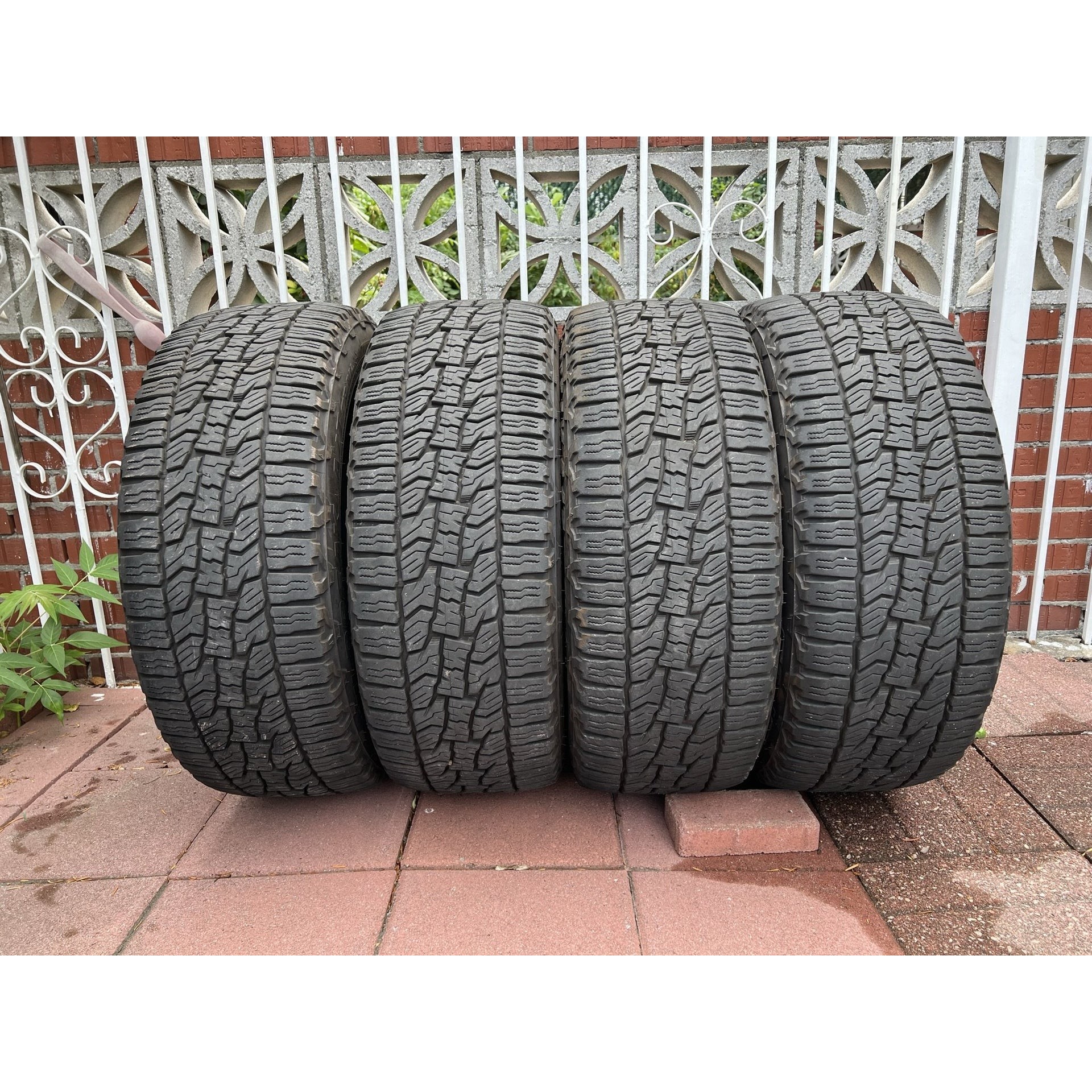 Falken WildPeak A/T Trail 205/70 R16 97H