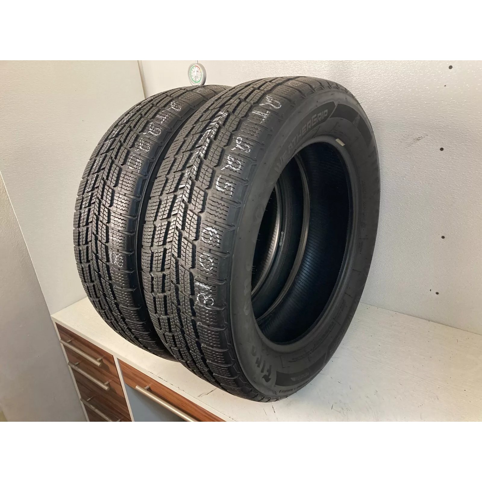 Firestone WeatherGrip 215/50 R17 95V
