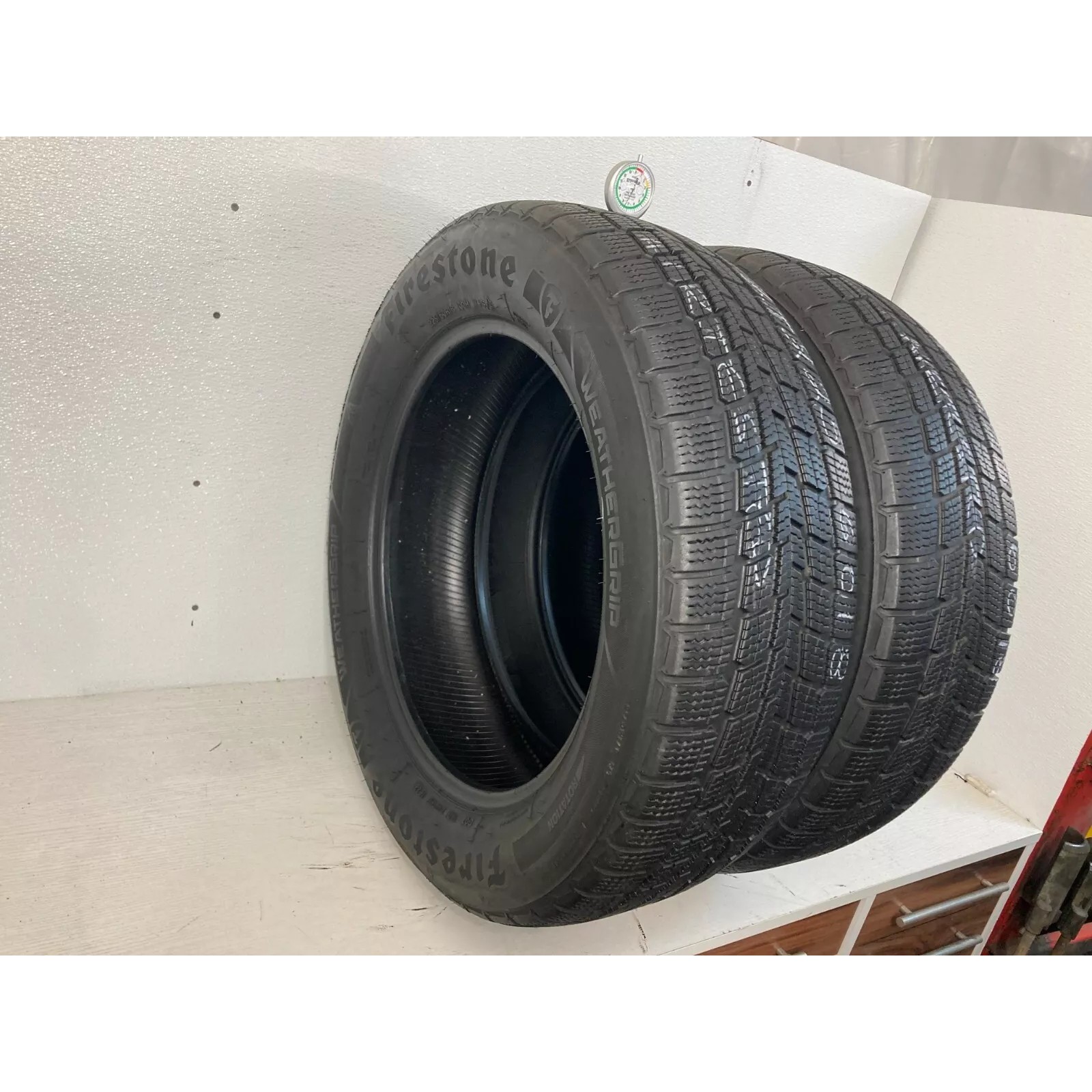 Firestone WeatherGrip 225/50 R17 94V