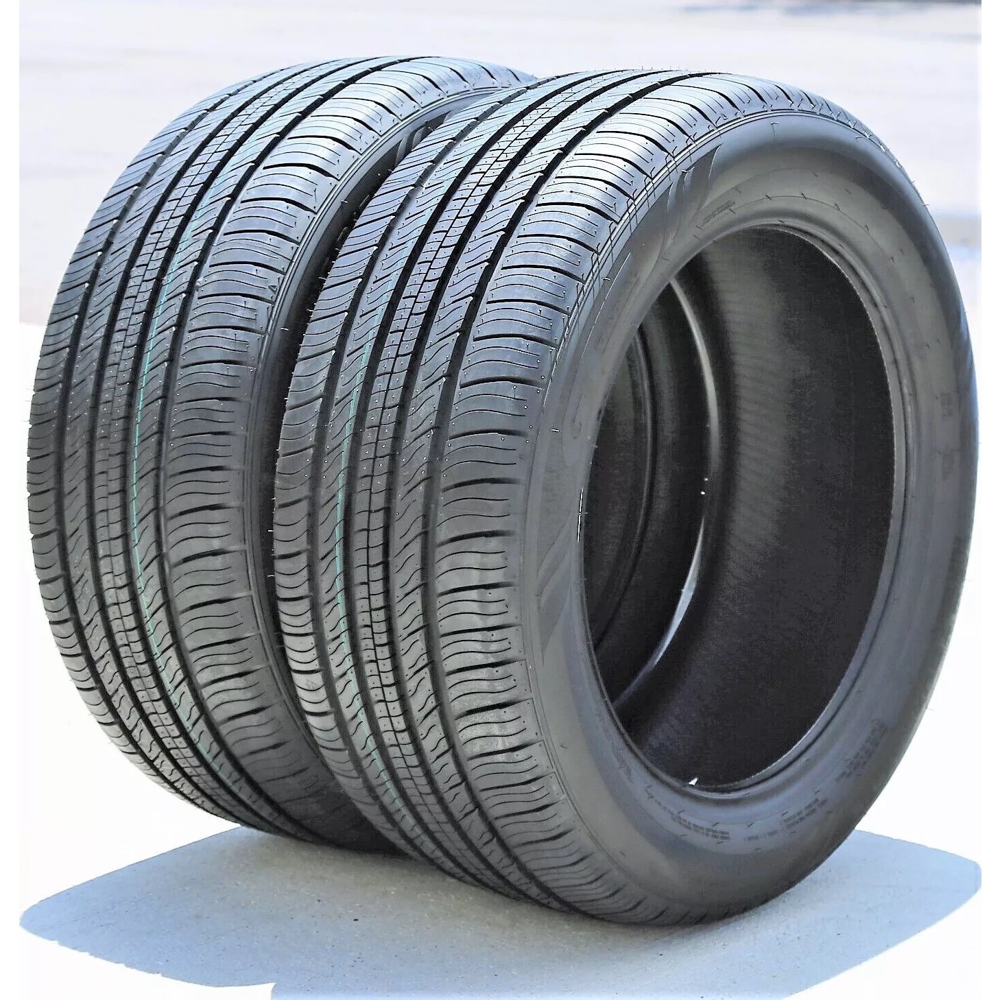 GT Radial Champiro Touring A/S 235/45 R18 94V