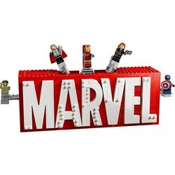 Lego Marvel Logo and Minifigures 76313