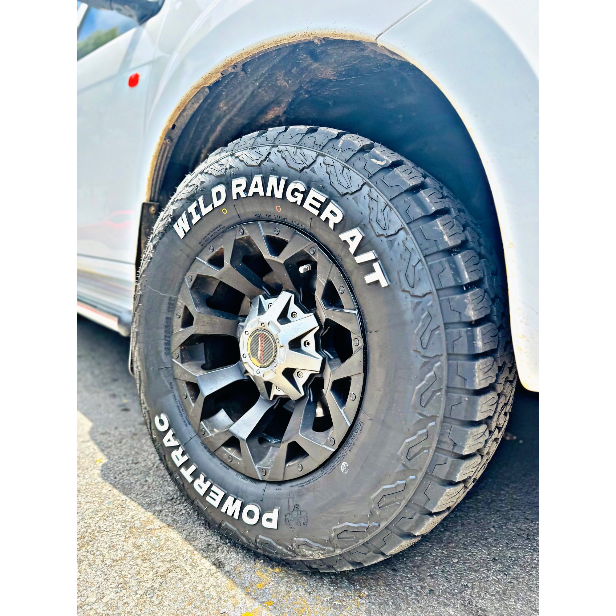 Powertrac Wild Ranger A/T 245/60 R18 105T