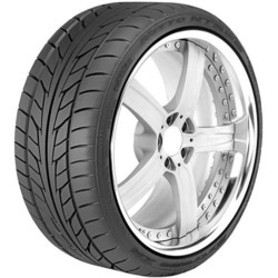 Nitto NT555 245/40 R20 99W