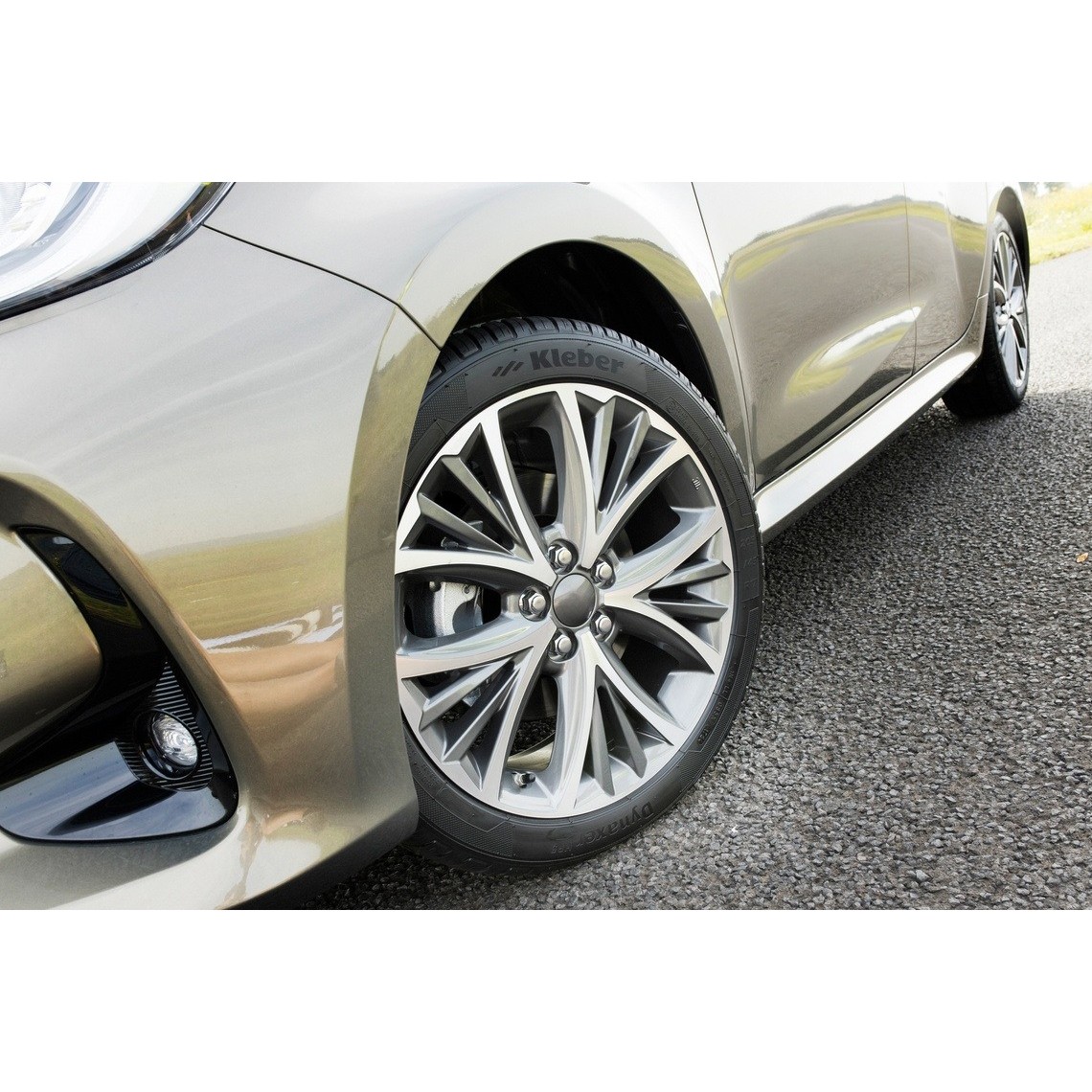 Kleber Dynaxer HP5 245/45 R19 98Y