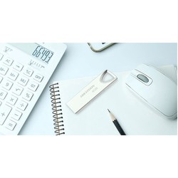 Hikvision M200 USB 2.0 128Gb