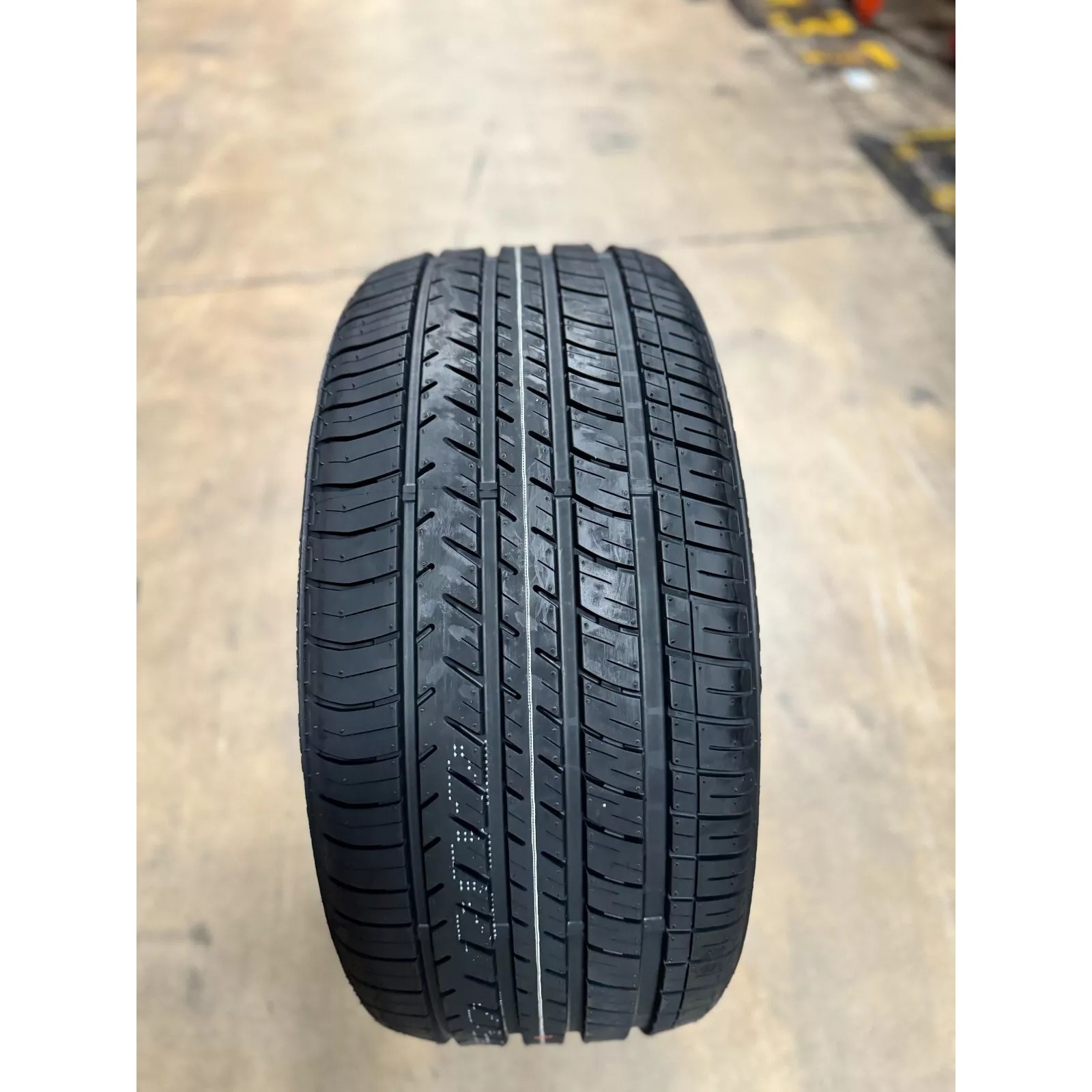 Kenda Vezda UHP A/S 225/45 R18 95Y