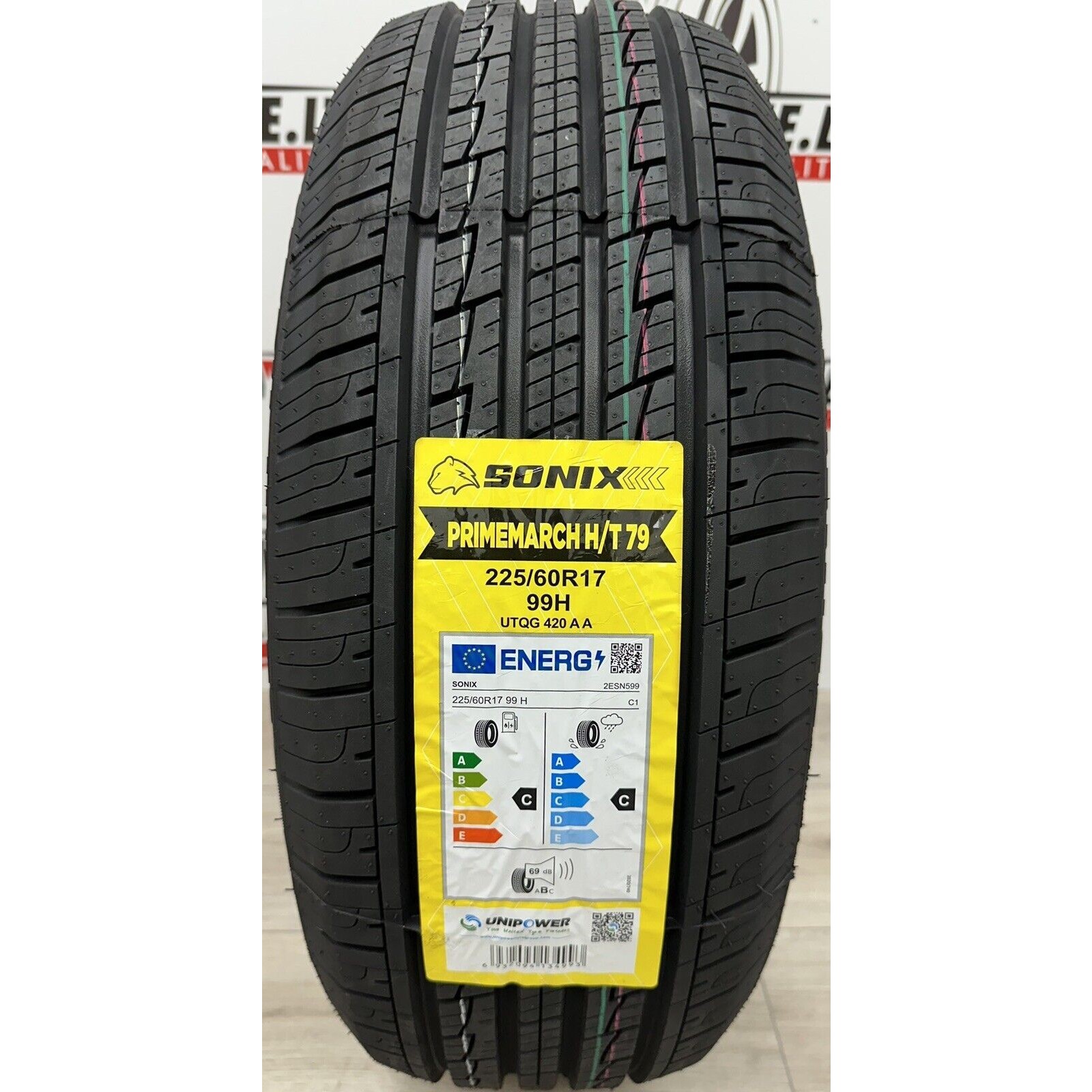 Sonix Primemarch H/T 79 285/60 R18 116H