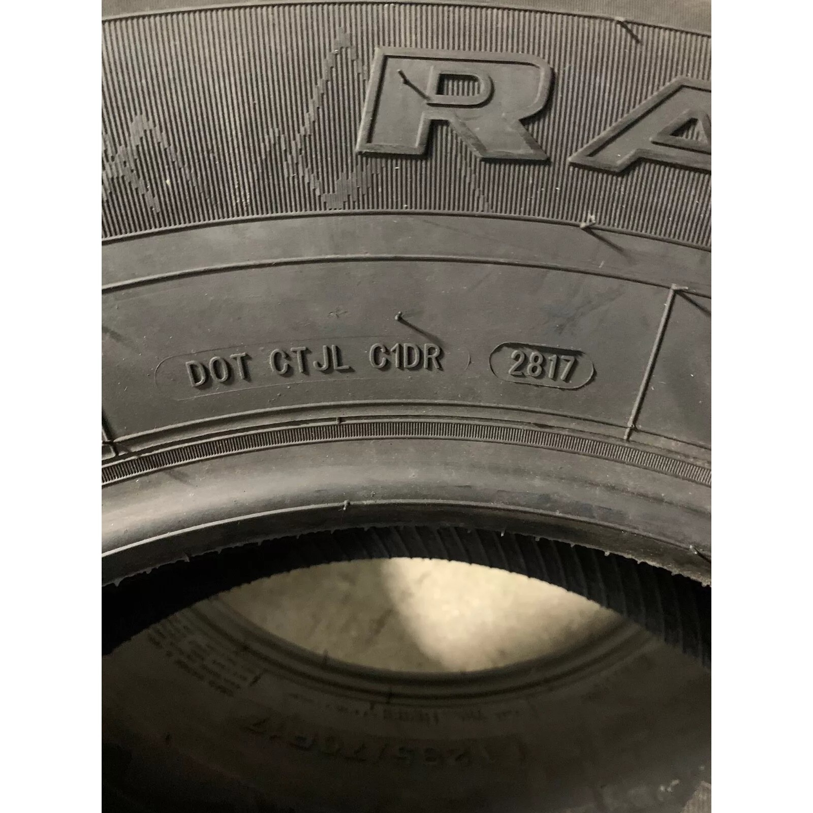 Rydanz Raleigh R06 235/60 R18 107V
