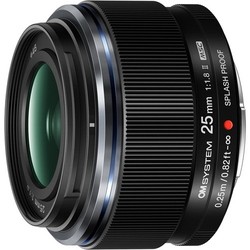 Olympus 25mm f/1.8 II M.Zuiko Digital