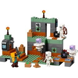 Lego The Trial Chamber 21271