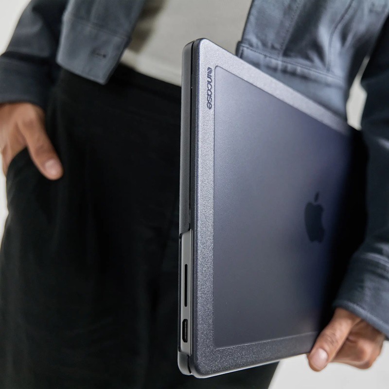 Incase Edge Hardshell Makrolon for MacBook Air 15 2023-2024