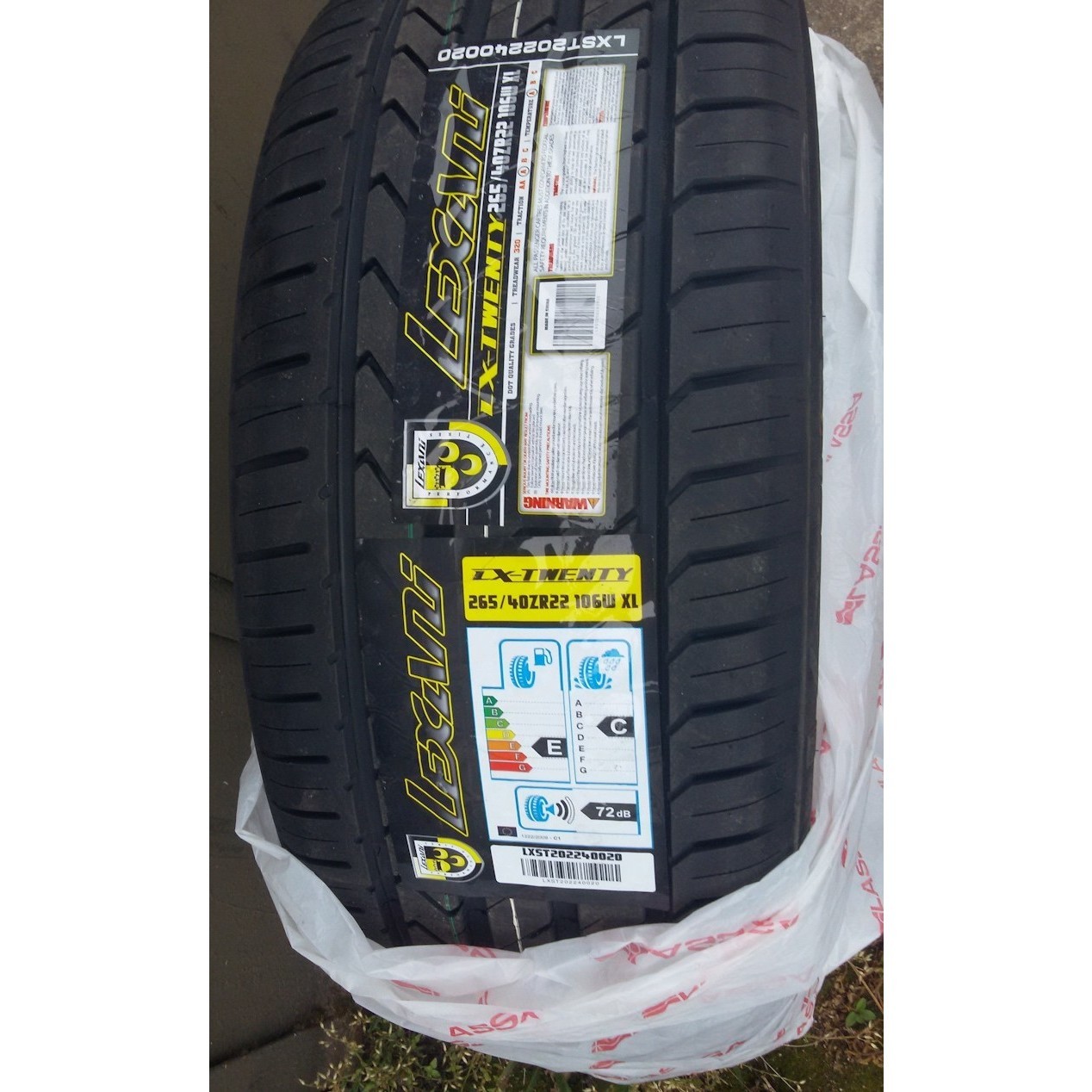 Lexani LX-Twenty 235/50 R19 103V