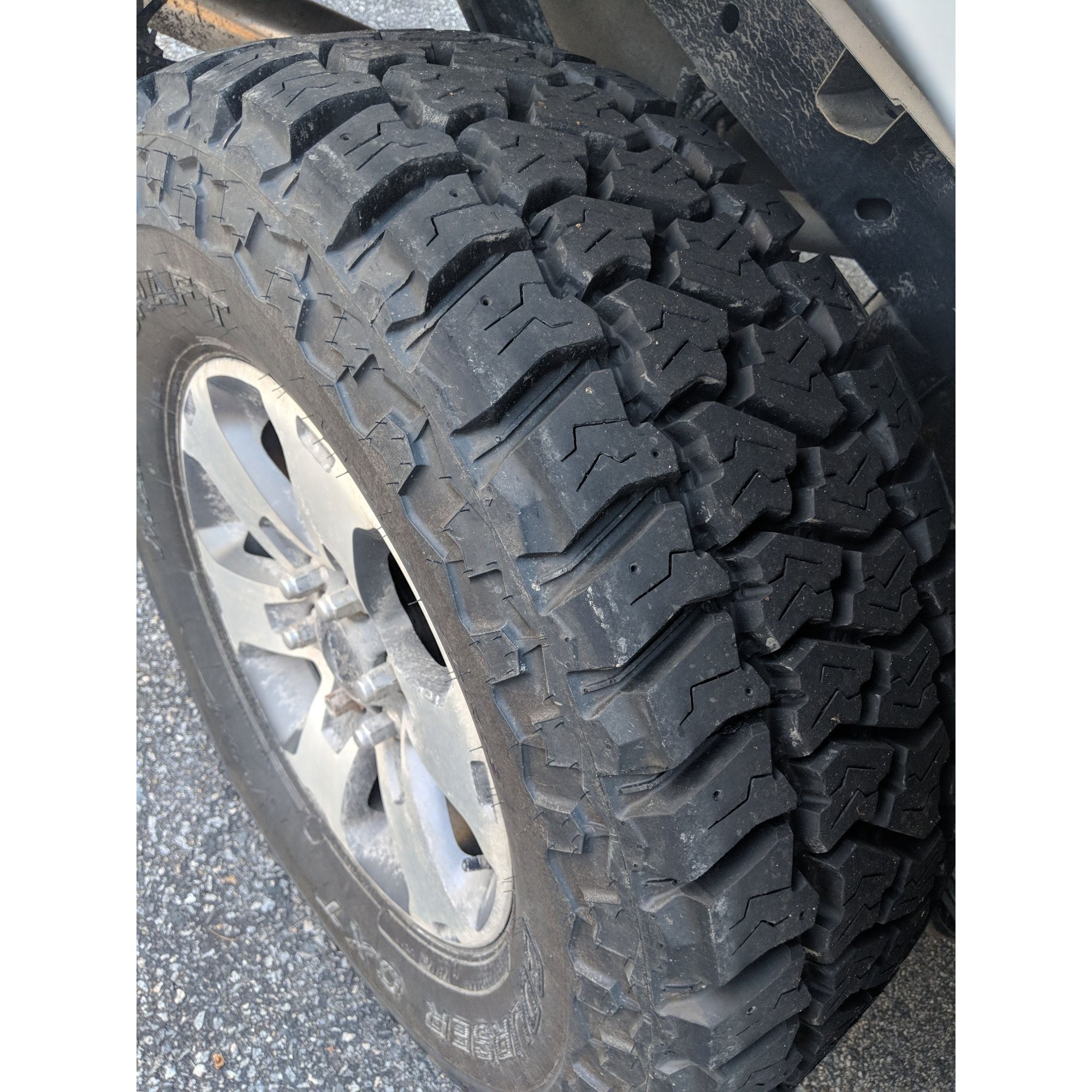Mastercraft Courser CXT 245/75 R17 121Q