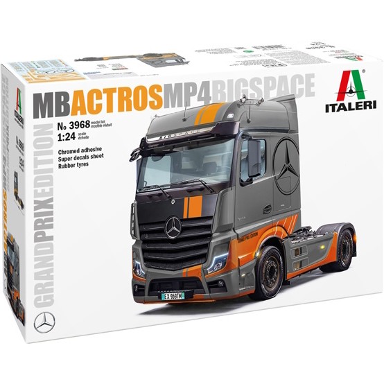 ITALERI MB Actros MP4 Big Space Grand Prix Edition (1:24)