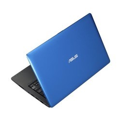 Asus X200CA-KX073D