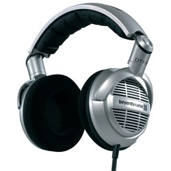 Beyerdynamic DTX 900