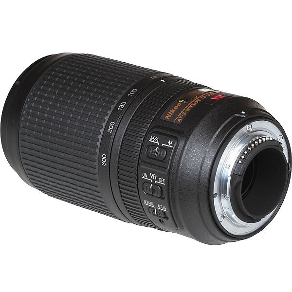 Nikon 70-300mm f/4.5-5.6G IF-ED AF-S VR Zoom-Nikkor