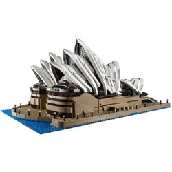 Lego Sydney Opera House 10234